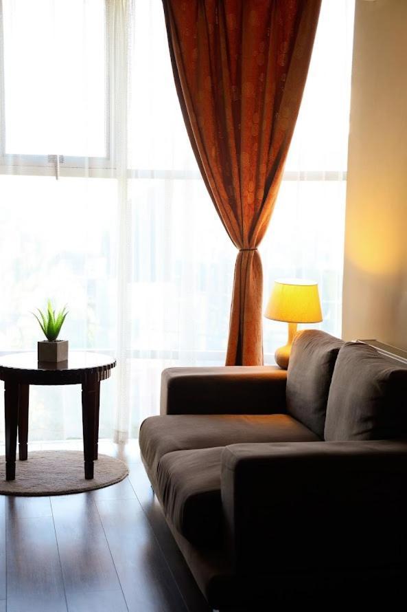 Boutique Hotel Igmas, Prishtina Priştine Dış mekan fotoğraf